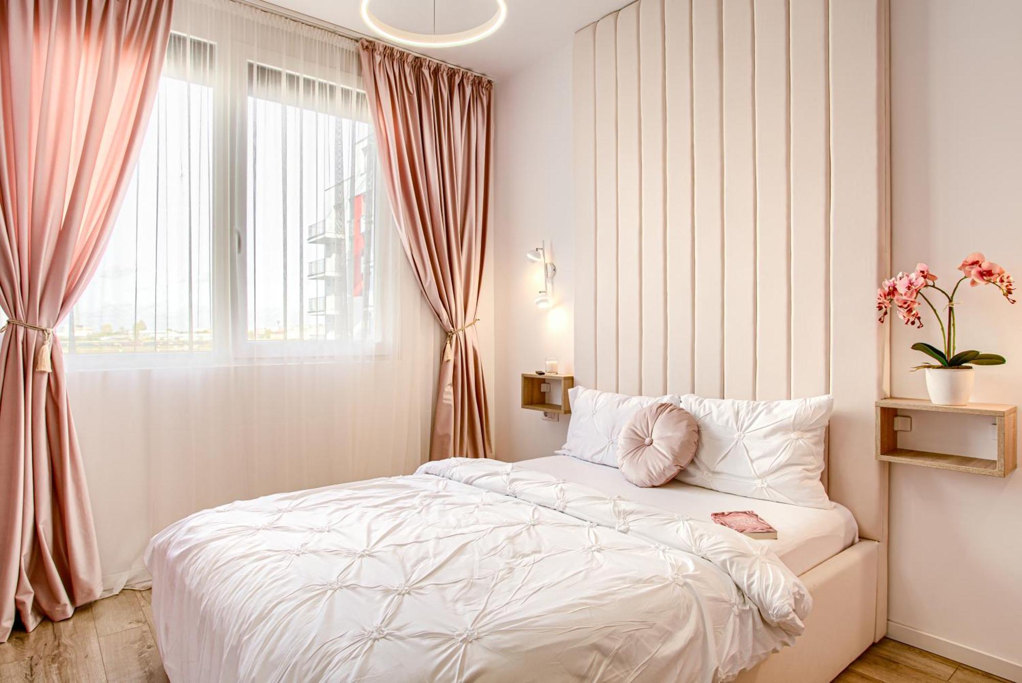 Ari - Afi Mall Luxurious Apartments With Free Parking 아라드 외부 사진