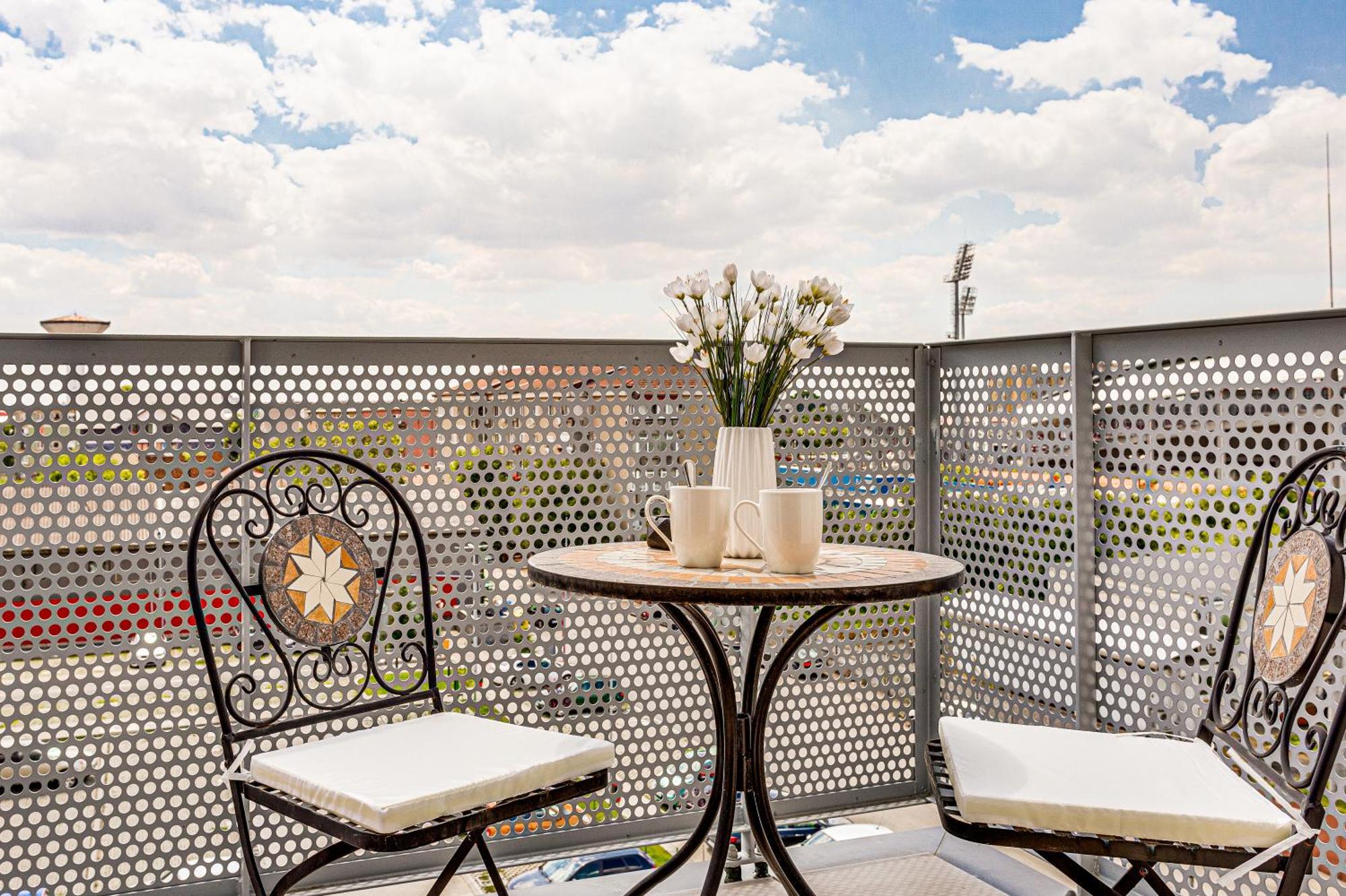 Ari - Afi Mall Luxurious Apartments With Free Parking 아라드 외부 사진